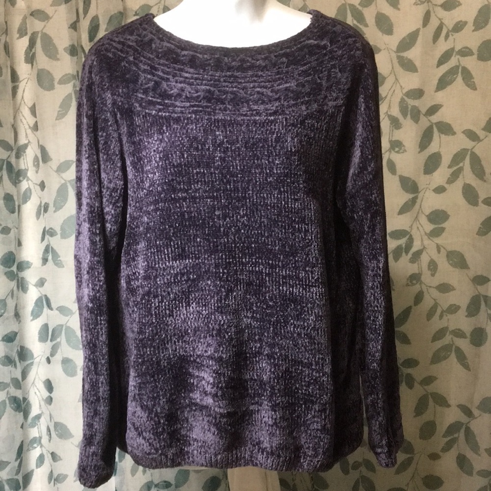 💜CROFT & BARROW FUZZY WARM SWEATER💜